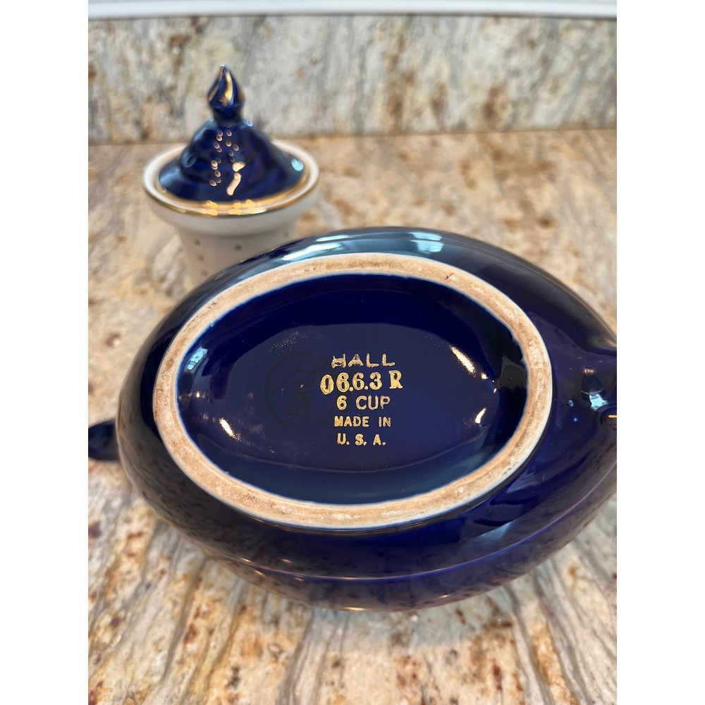 Hall Vtg Aladdin China Teapot Blue Gold Accent 6 Cup Teapot with Strainer 1930s - Picture 3 of 7